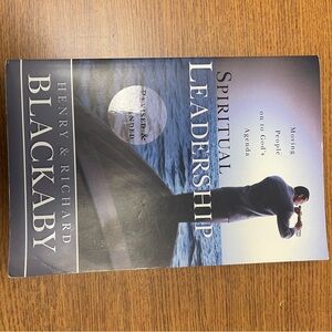 Spiritual Leadership by Henry & Richard Blackaby – Blue Cover